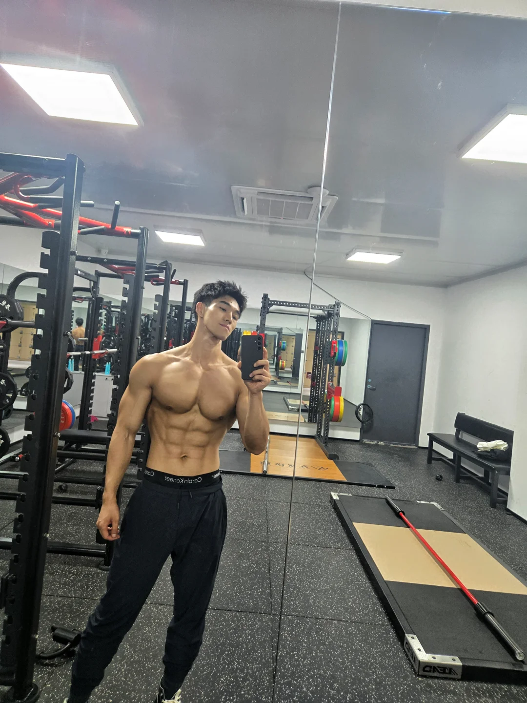 健身房里都说我练的好