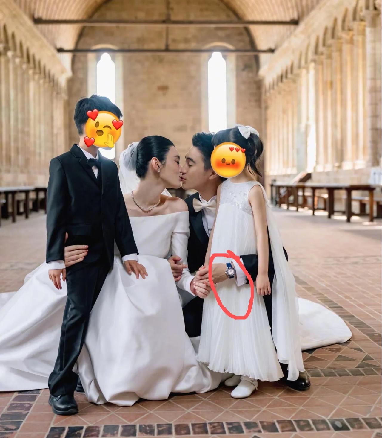 何猷君法国婚礼到底多壕？新郎一只表400万，新娘一身珠宝4500万，就连伴手礼都