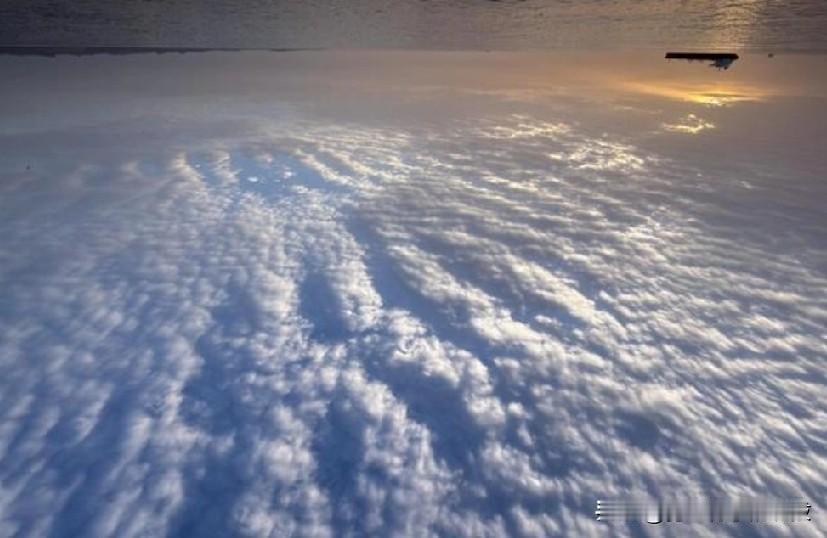 塔斯尼姆报道，伊朗目前还没有决定向巴基斯坦派遣谈判代表团。
路透 4 月 19 