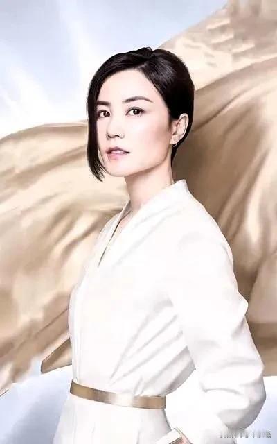 王菲长得漂亮，这点无可厚非。但是有一点，真的不服不行。那就是她已经57岁了，她的