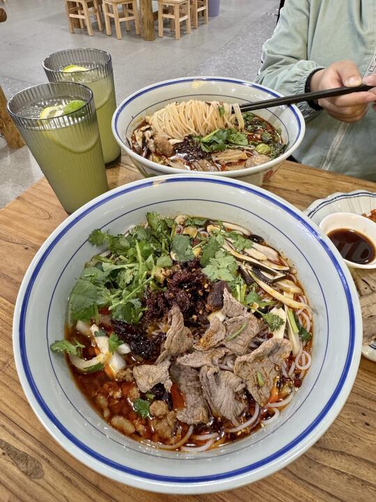 wok…福州这个大碗鲜牛肉米粉真的惊艳到我了