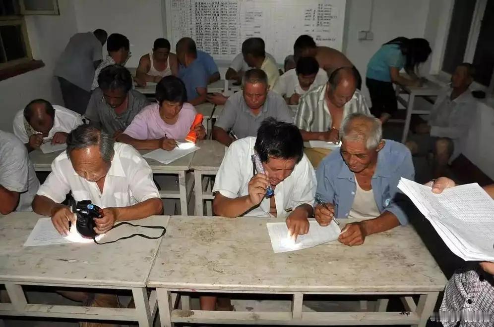 2027年土地到期会不会重分。我国第二轮土地承包大多是1997 - 1998年前