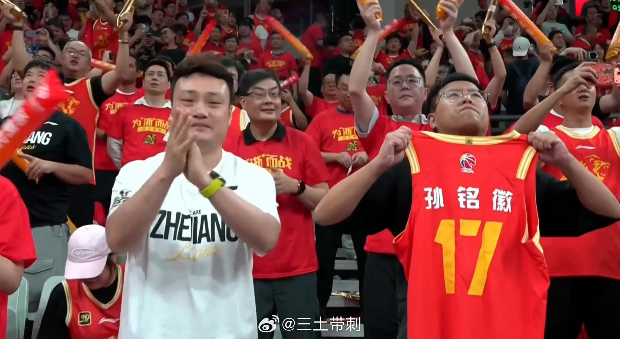 cba总决赛CBA 在NBA总决赛更多人看好马刺的时候，尼克斯客场逆转先拿下一场