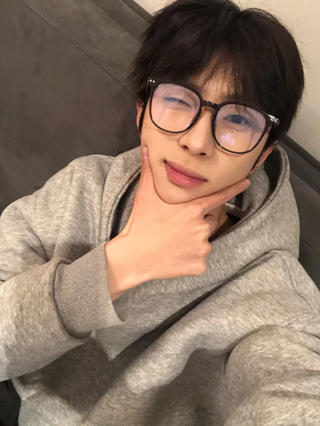 眼镜一戴 谁也不爱