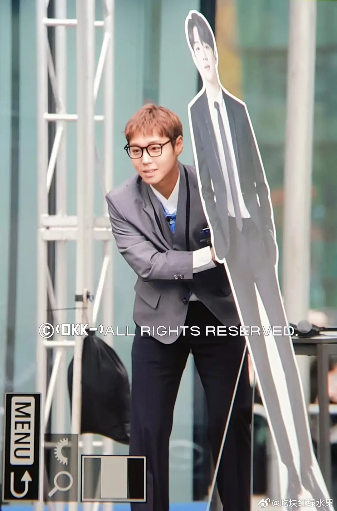 谁磕的罐昏 有点像老奶和他的书/记孙子 