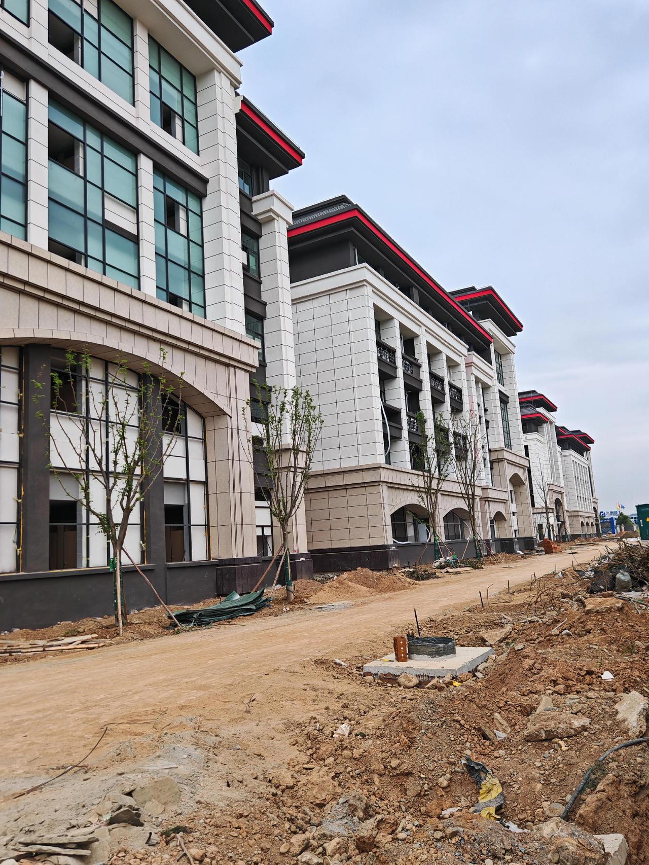 绵阳南山中学新校区（经开校区/经开分校）
 
一、基础信息
 
 
 
1. 官