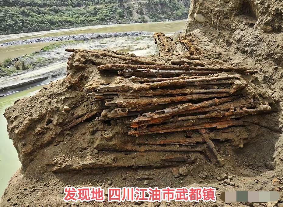 一千多支步枪深埋地下70多年，当时是什么原因？
​​​2009年4月，在四川江油