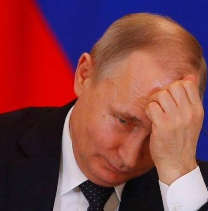 [微风]普京现在应该百感交集，他可能没料到，十年前卖给东方大国的S400防空系统