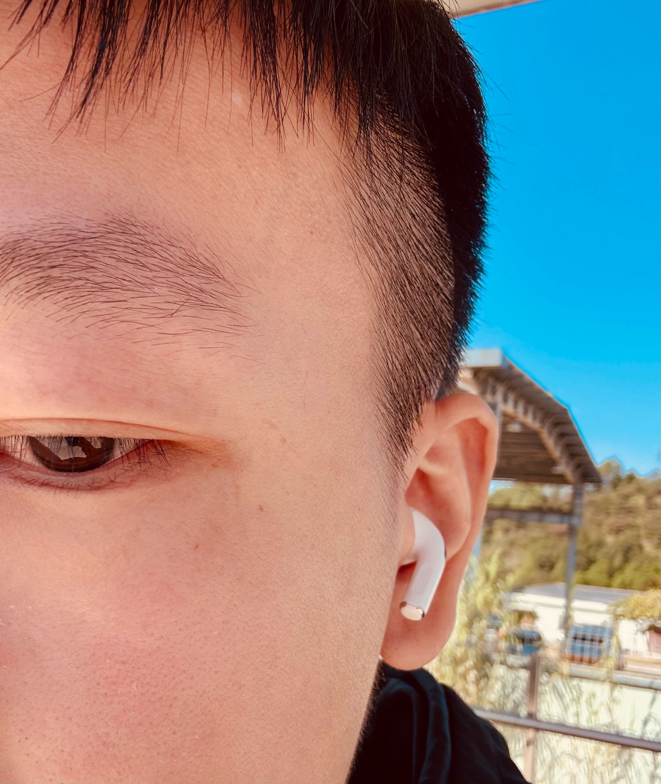 都已经忘记有多久没戴过AirPods Pro出门了，降噪一开，还是熟悉的感觉，周