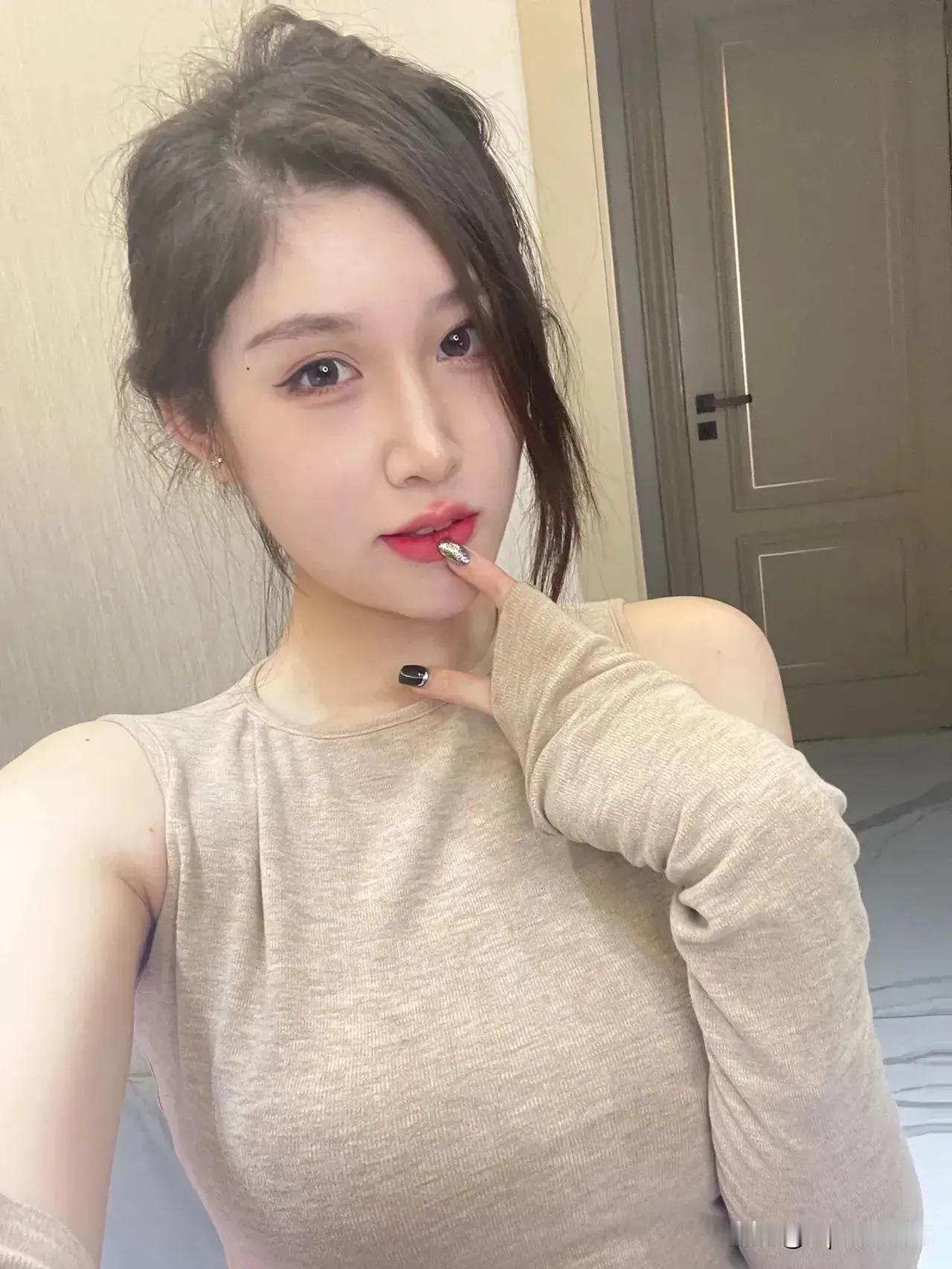 各种风情美女合集，让你一饱眼福！