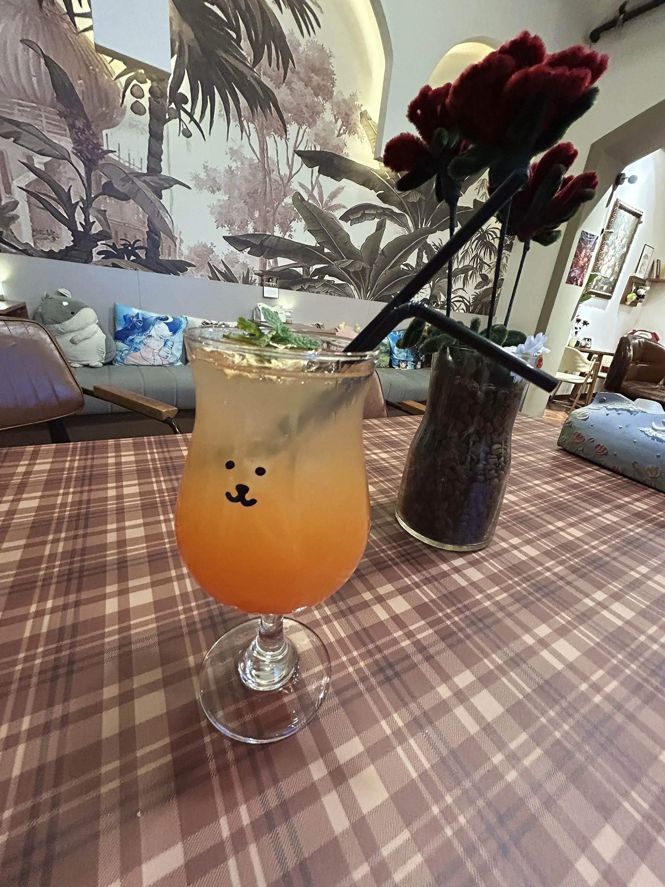 日咖夜酒满足你所有的需求～