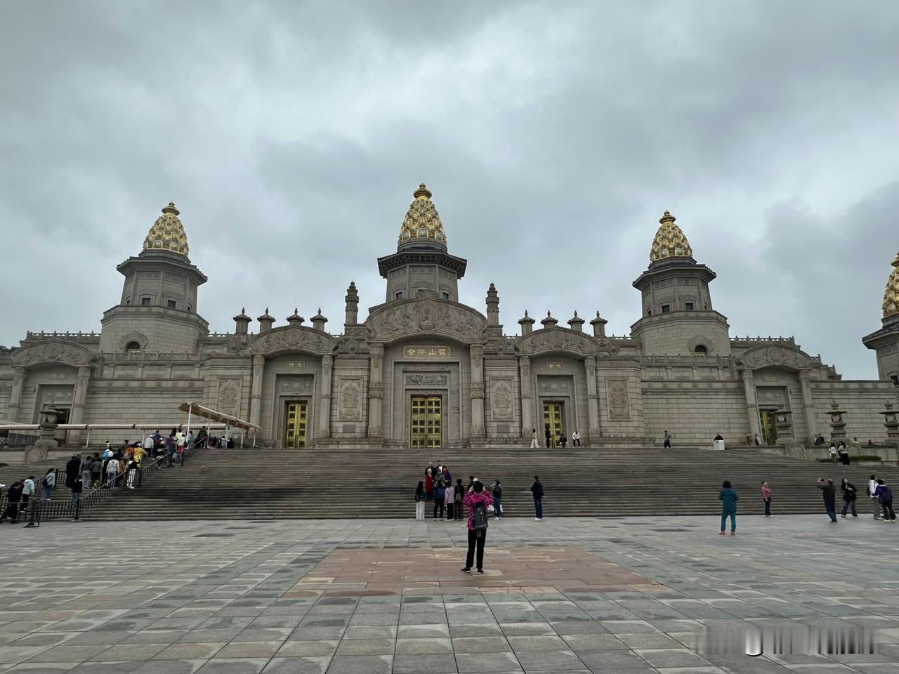 游无锡灵山胜境，观灵山梵宫，每一寸都惊艳到窒息

说起无锡灵山胜境，除了那尊庄严