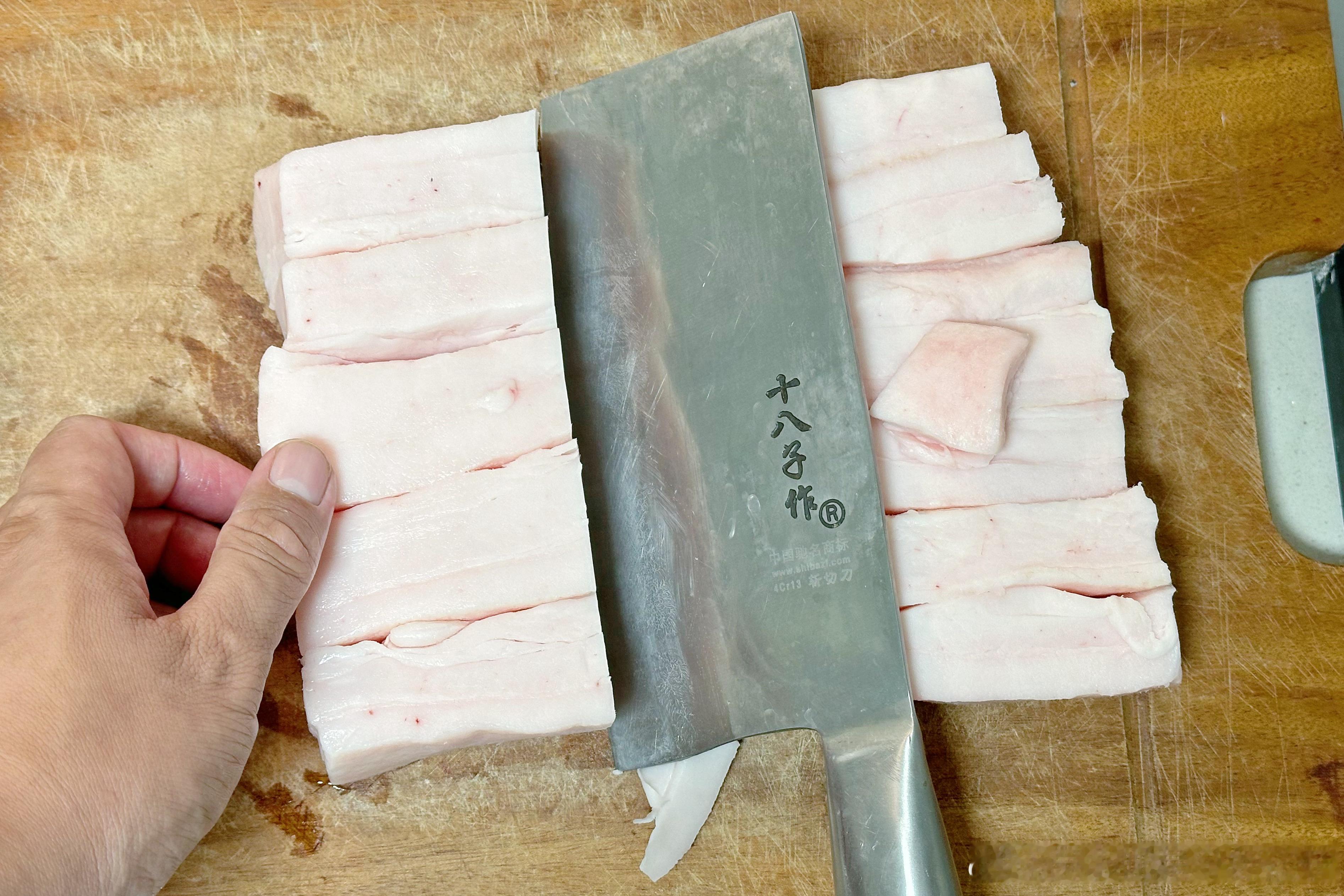 第一次熬猪油，挺成功的嘿