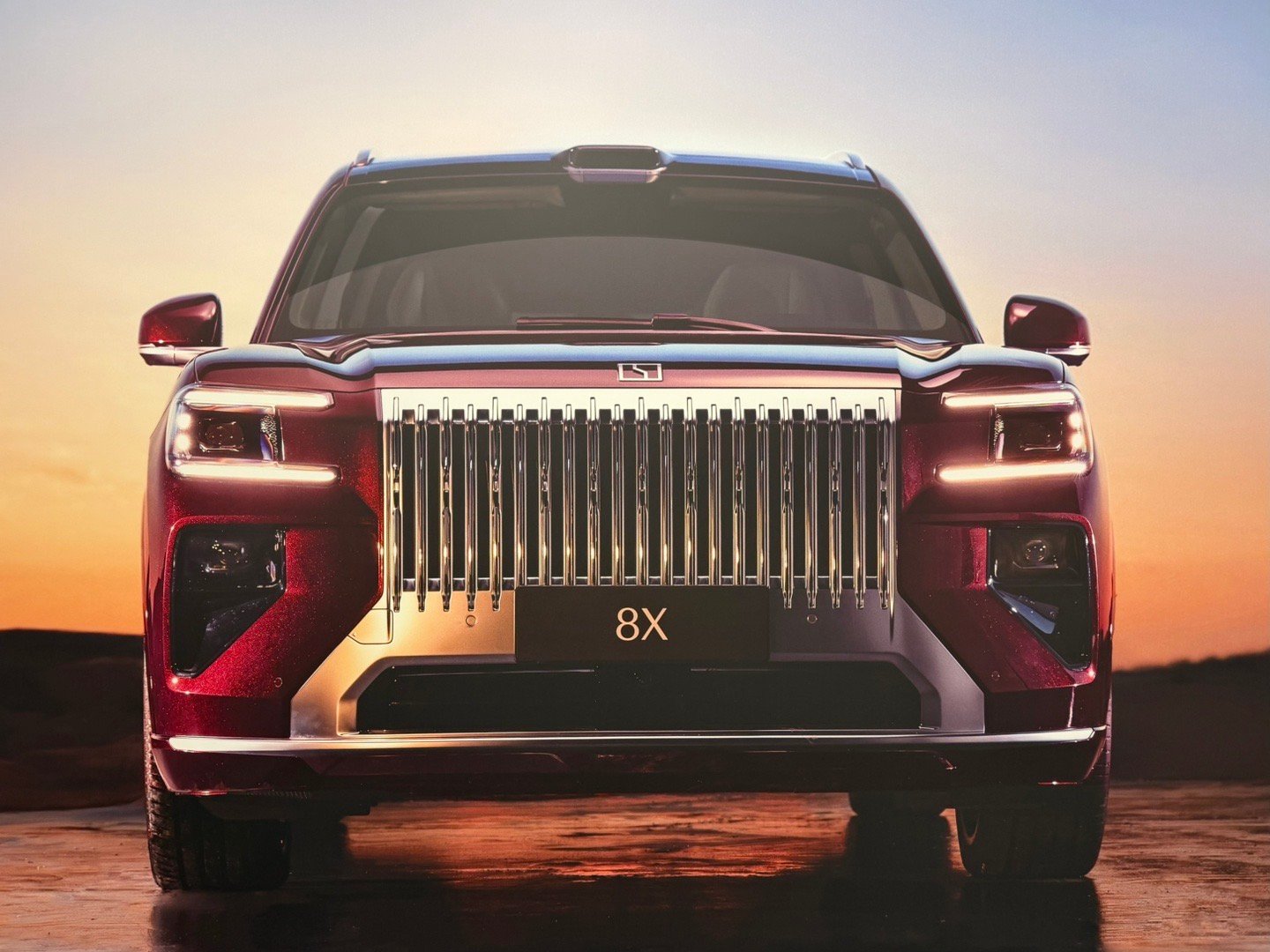 极氪8X拍完了，有保密协议，不能多说，但是我冒死说一丢丢：5米1的车长，造型非常