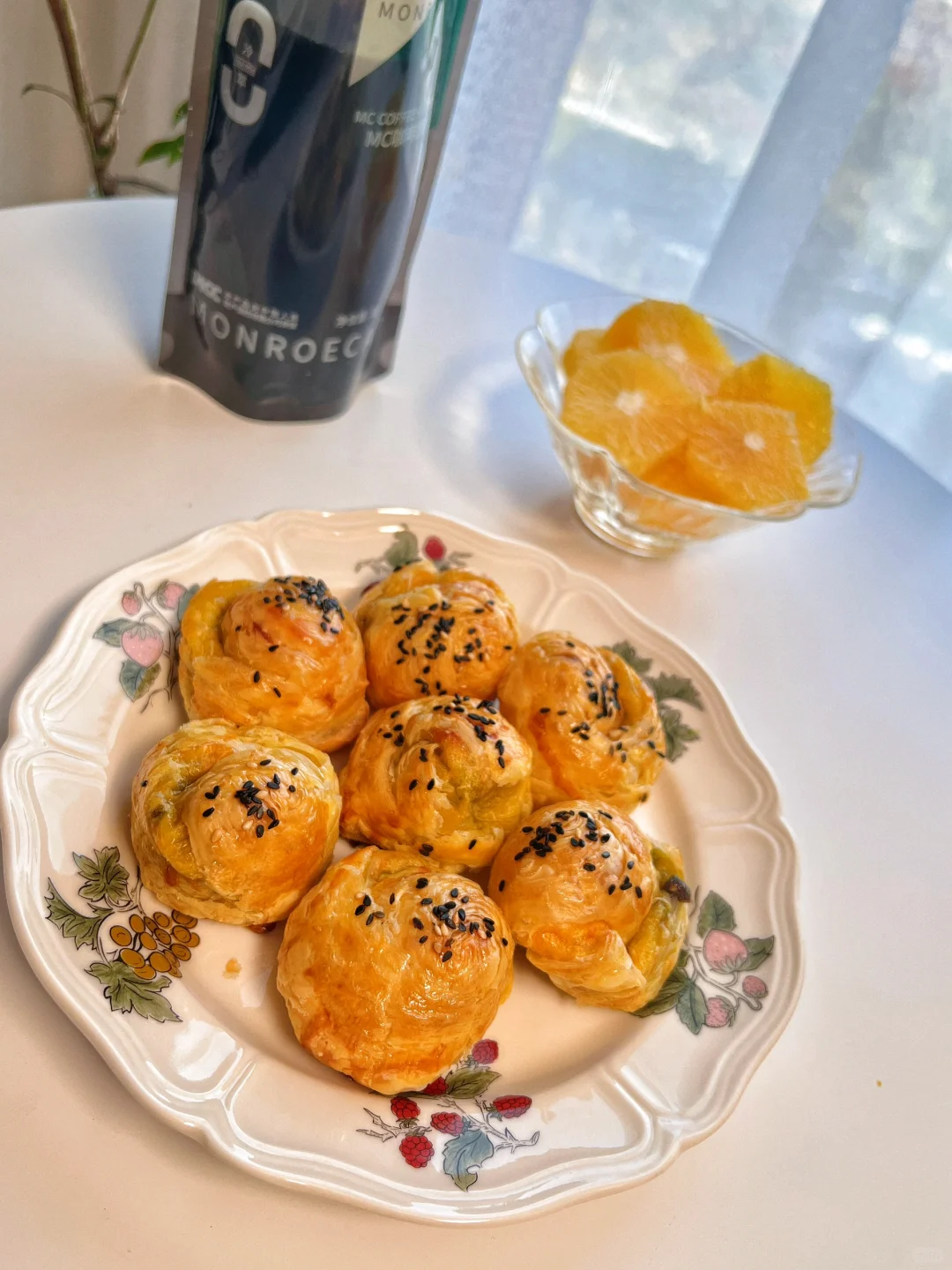 勤劳善良的中国妈妈太会了 芝士🧀汤圆酥～ 中式点心秒杀法点意点。 砂...