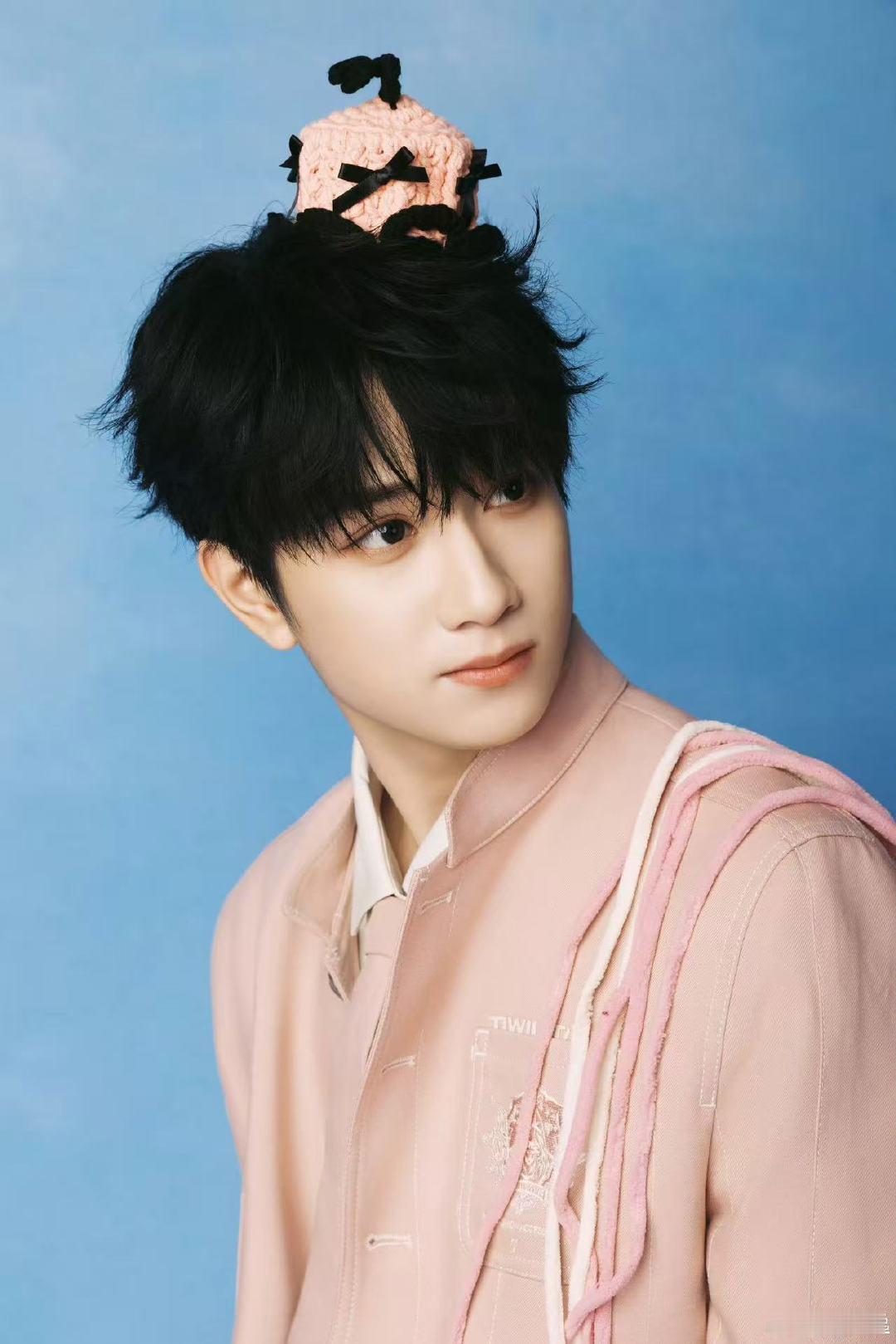 时代少年团祝敖子逸23岁生日快乐 我们二代的底色是温情～和时代少年团一起祝我们三