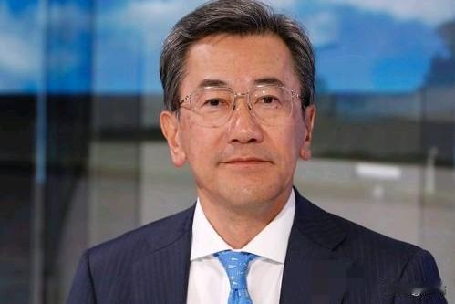 日本前驻澳大利亚大使山上信吾说，“中国不配当超级大国”，这就叫狗嘴里吐不出象牙，