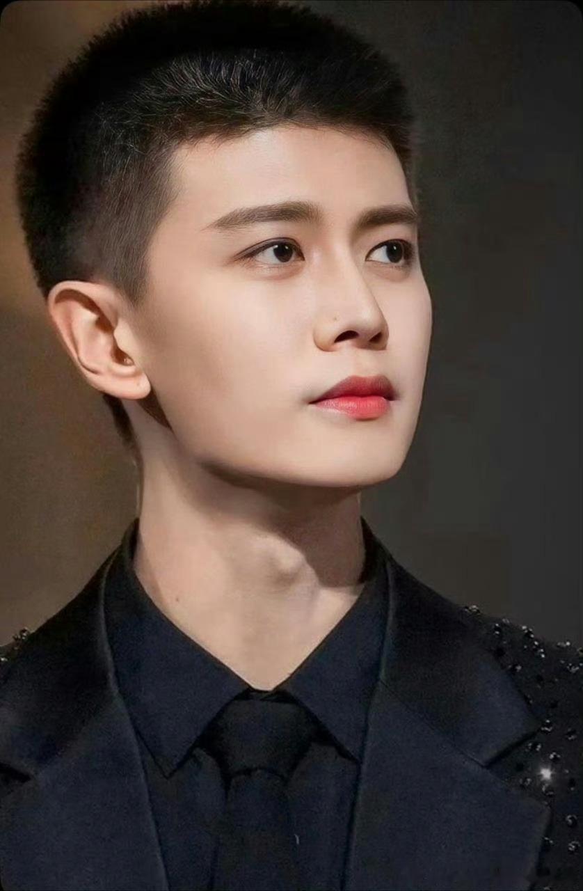 寻艺  支持嘉伦每一天