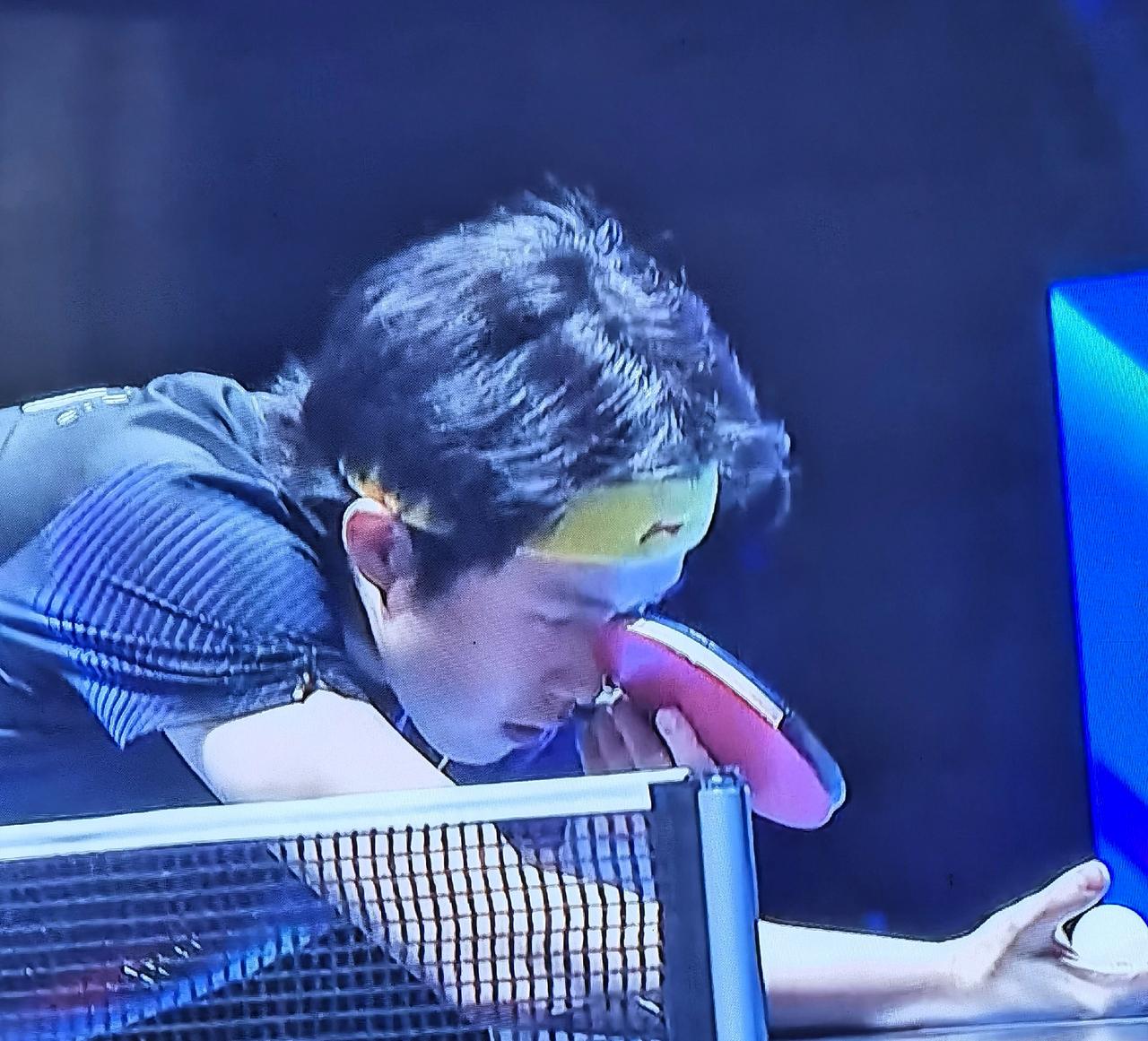 澳门单打世界杯半决赛压轴战最新消息：
王楚钦与雨果争夺最后一张决赛入场卷。
首局