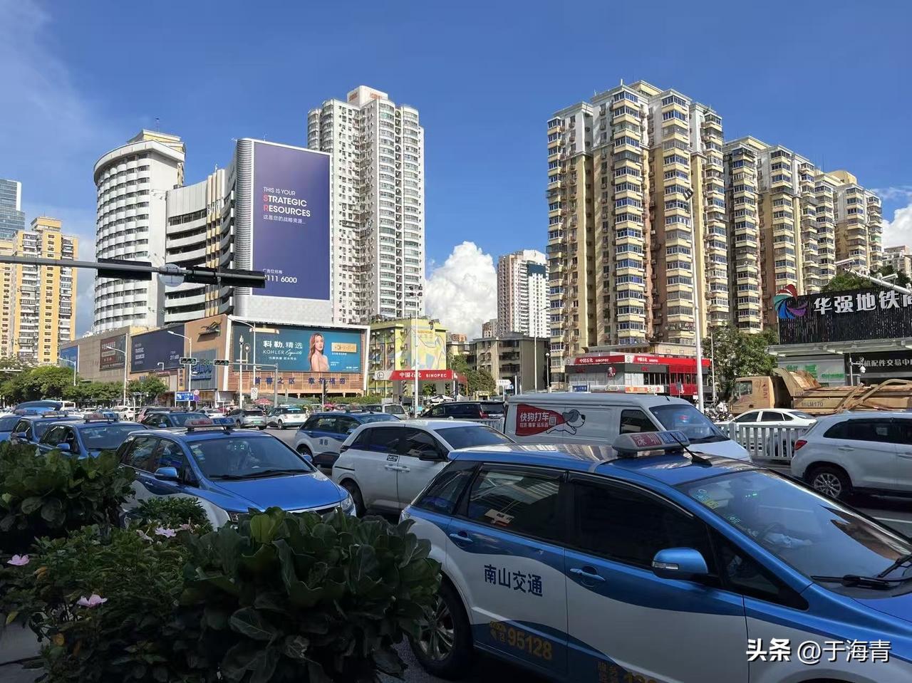 挤泡沫又开始了，所以前段时间涨价的那些厂家到今天可能会有些尴尬。因为不仅没赢得市