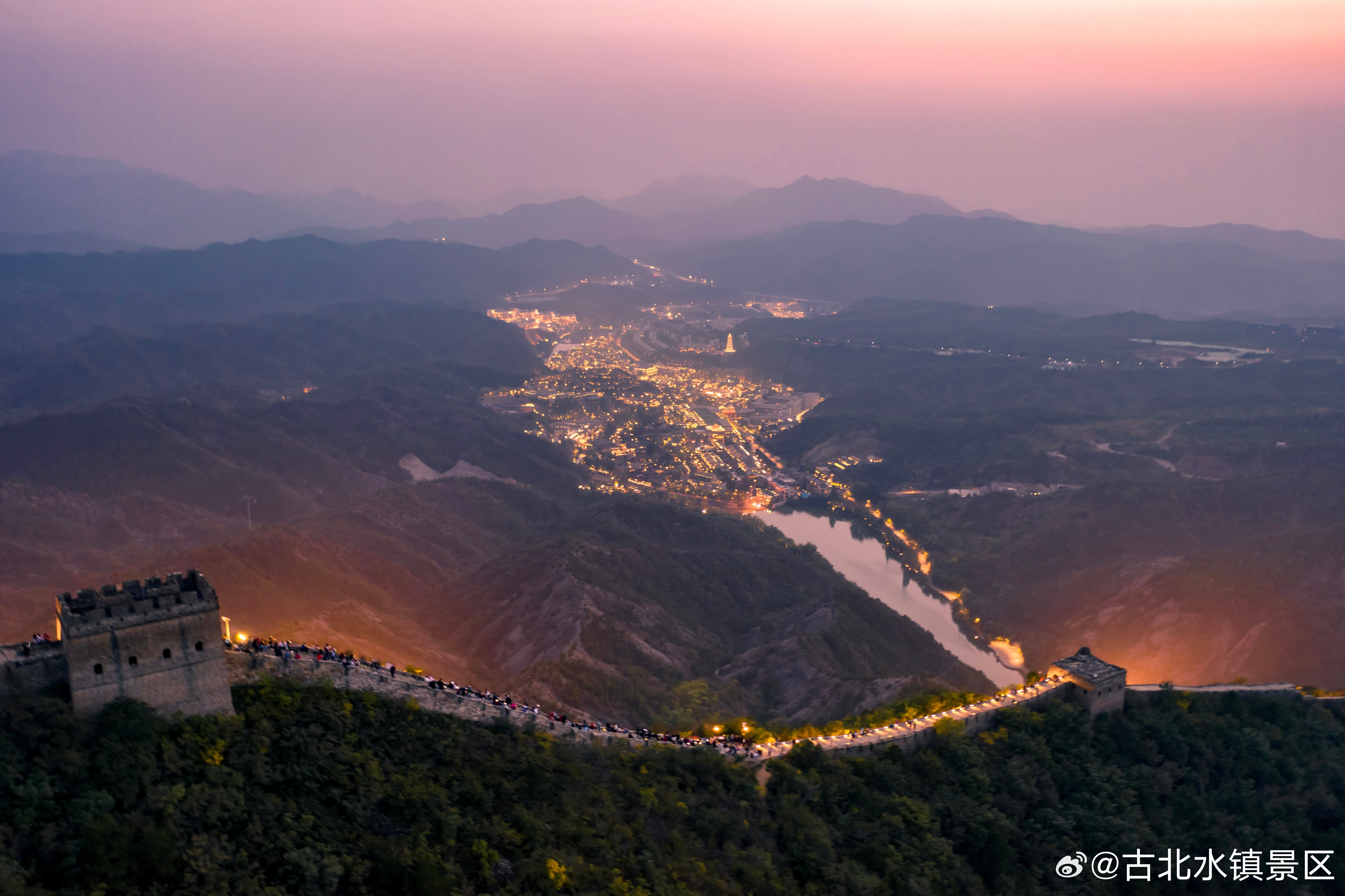 生活偶尔辛苦，但你一直很勇敢明天醒来，又是元气满满的一天晚安，宝子们～#古北水镇