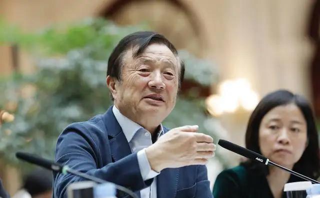 柳传志曾评价任正非说：他比我更敢冒险，敢于向死而生。在“造不如买”的年代，搞自主