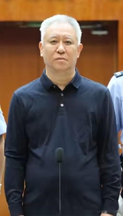 现在能染发还是染发吧，包括爱马仕皮带之类的，一旦这样了就没有这个机会了。

据说