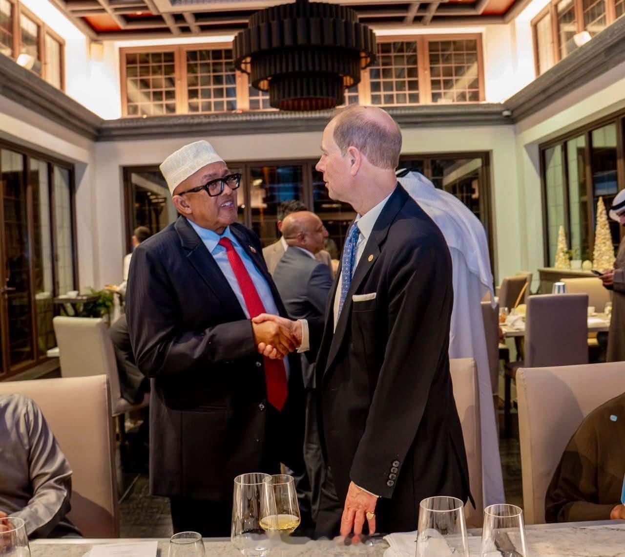 英国王室  2026年2月3日，爱丁堡公爵爱德华王子在阿联酋迪拜参加世界政府峰会