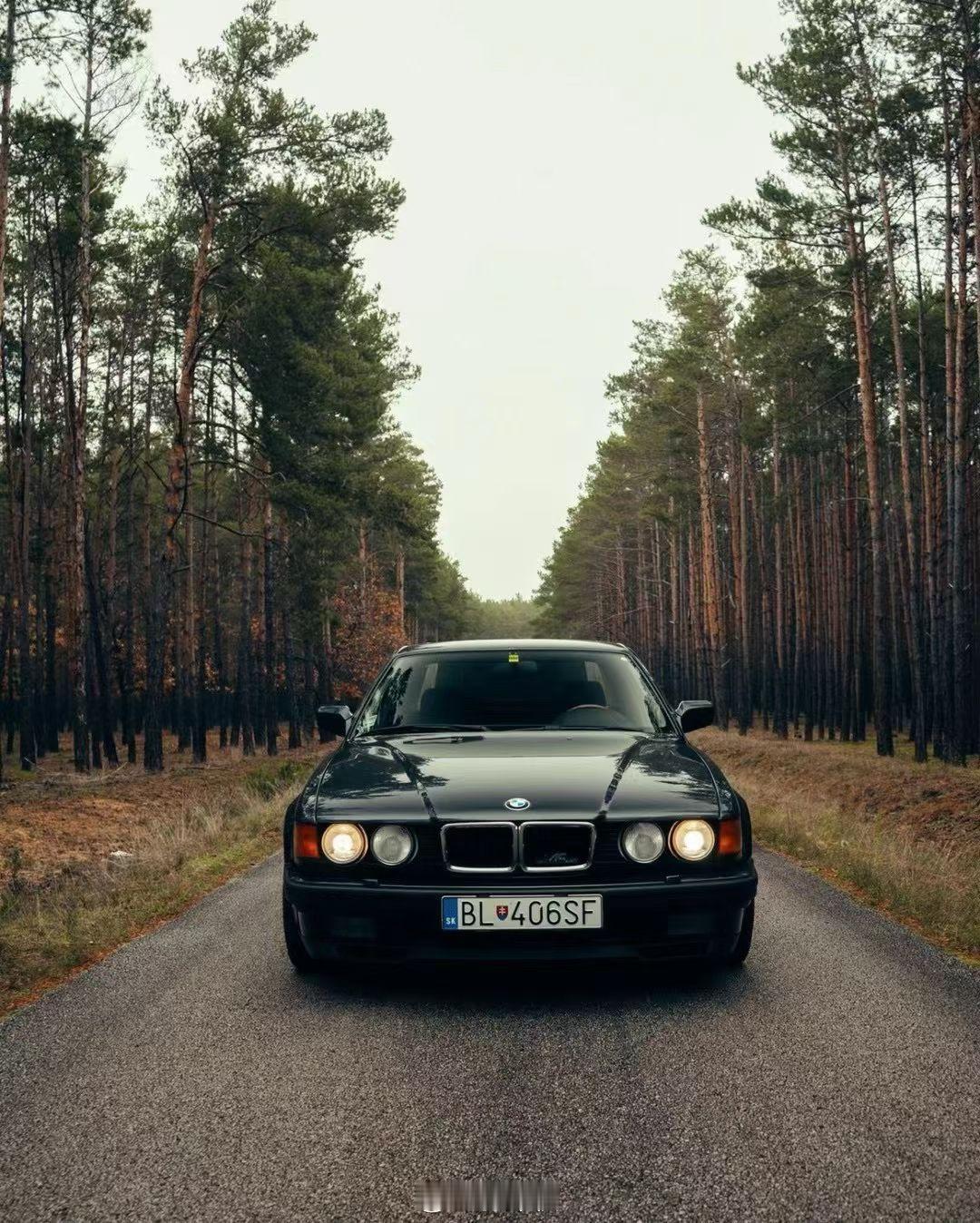 白银现在30一克100克是我一个月的工资也就是说我每个月的俸禄 是二两银子💰 