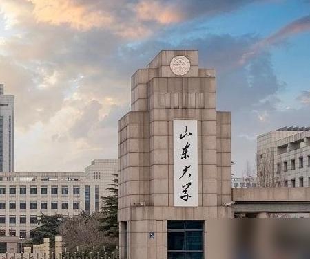 刘翠和梁华另立门户一起回农村生活。

我前阵子还刷到他俩离职前的动态，说攒了点钱