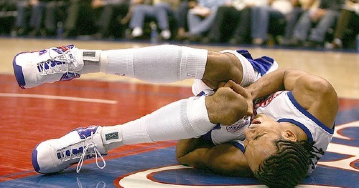 这骨头错位了！变形了都。。。。。勇士vs独行侠