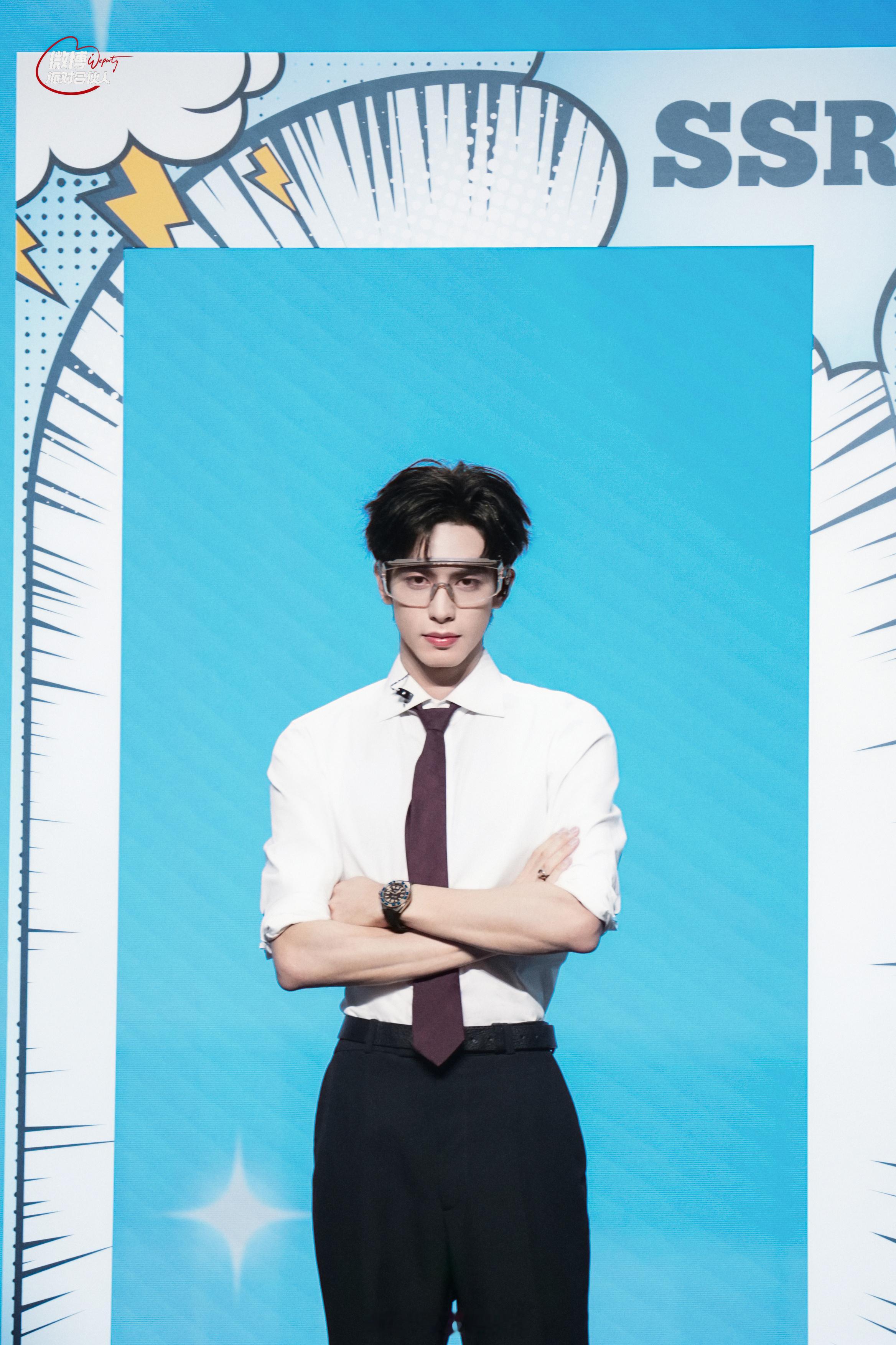 别的先不说，于正能让当时还是新人的宋威龙演凤囚凰男主，我觉得他对自家艺人还是可以