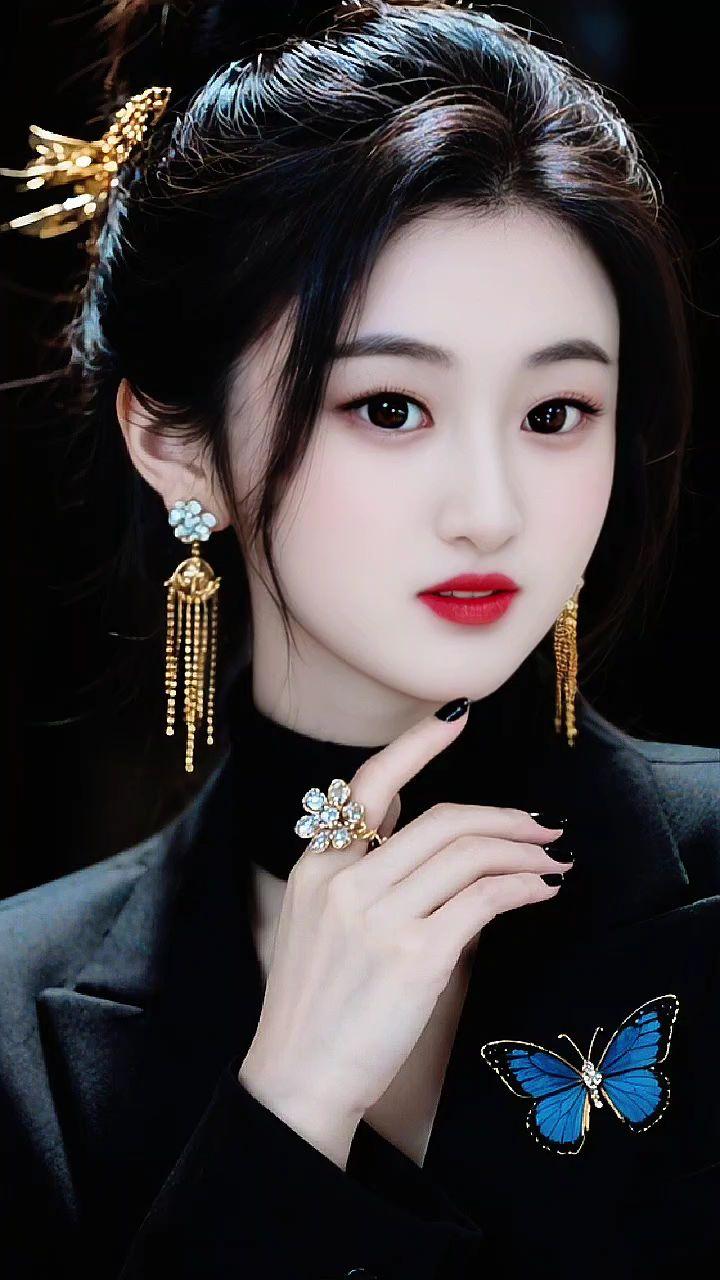 冷艳而高级的气质 一键变魅力女神 精致造型配饰 优雅气质 御姐