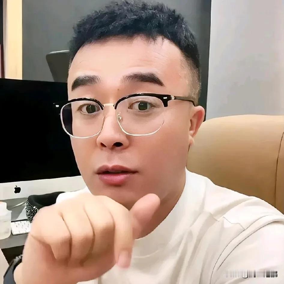 桃白白受到死亡威胁
    自桃白白举报辛巴、蛋蛋之后，就受到某些人的无端指责和