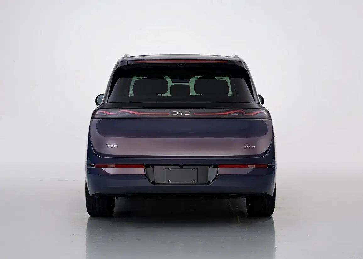 比亚迪海狮08申报图，旗舰级SUV。 