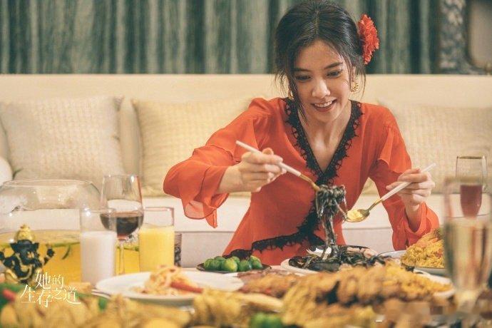宋妍霏新剧每分钟都是有效出场** 从气场到颜值，从台词到微表情，宋妍霏的表演精准