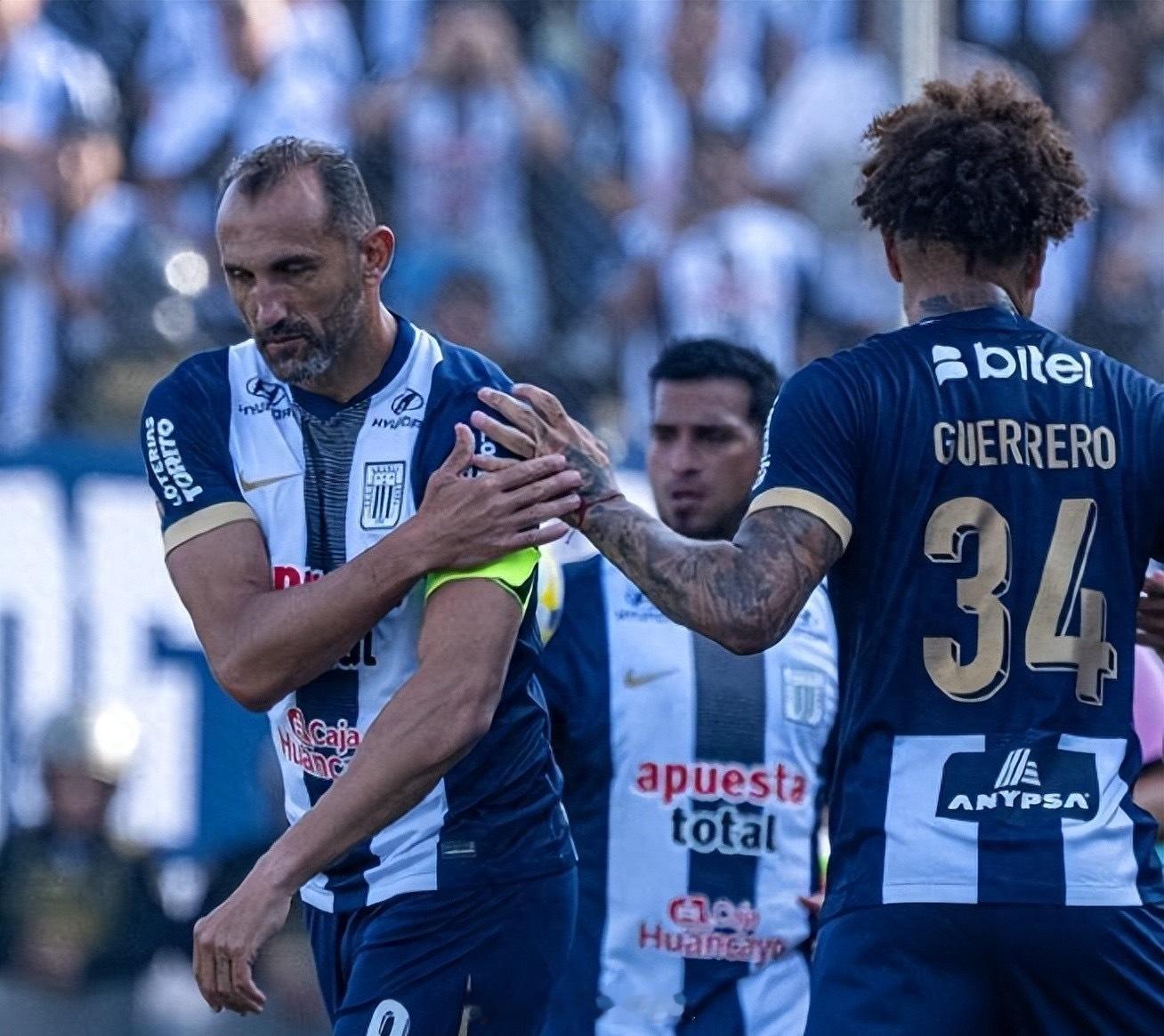 41岁阿根廷老将巴尔克斯在秘鲁甲级联赛再破门，完成利马联盟生涯第187次出场。他