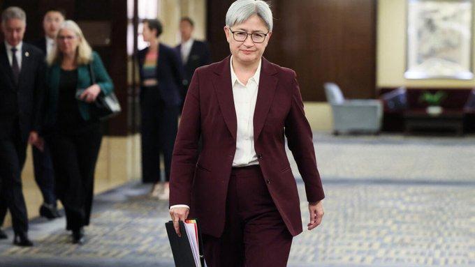 中国暂停成品油出口，澳大利亚外长紧急访华求能源保障！

中东冲突持续，霍尔木兹海