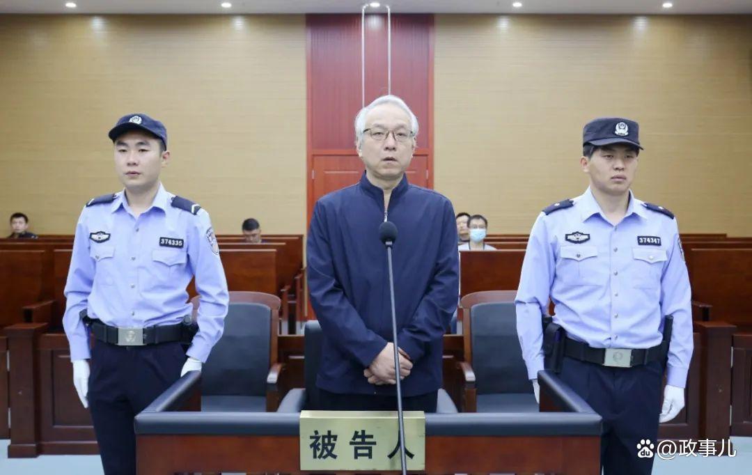 据山东日照中院消息，10月20日，该院一审公开开庭审理了泰安市岱岳区原区委书记王