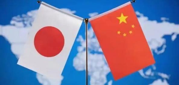 一直有一个疑问，为什么中日有冲突的时候，在中国的日本人没听说抢着回日本的，起码表