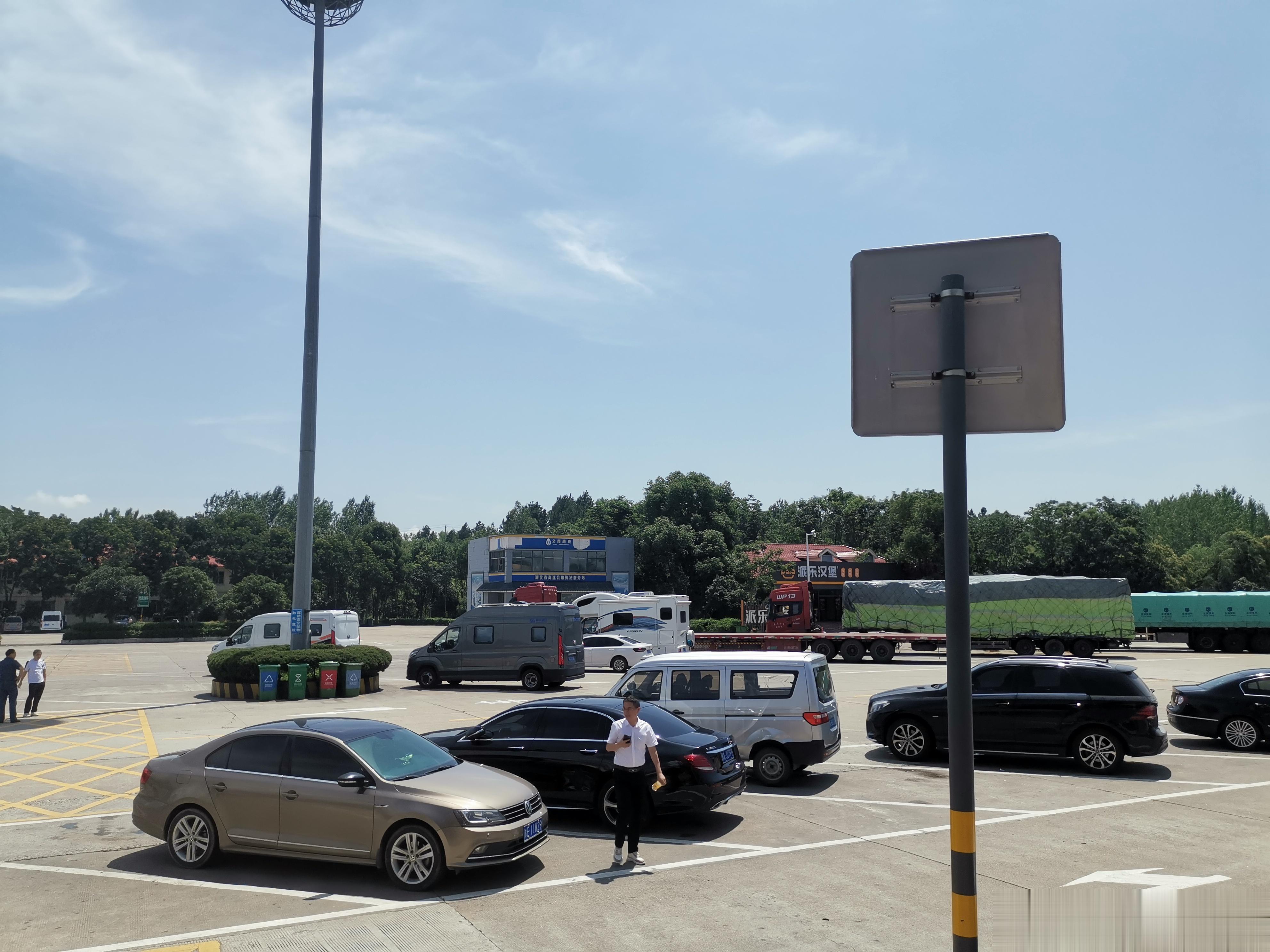 5大信号警惕脑缺血，尤其第4点很容易被忽视​​​第一、活动受限有时候会突然觉得行