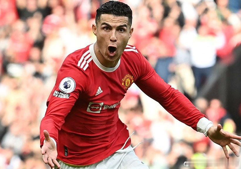 英超联赛第 6 名  18个进球。美国职业足球大联盟第 6 名6个进球梅西c罗 
