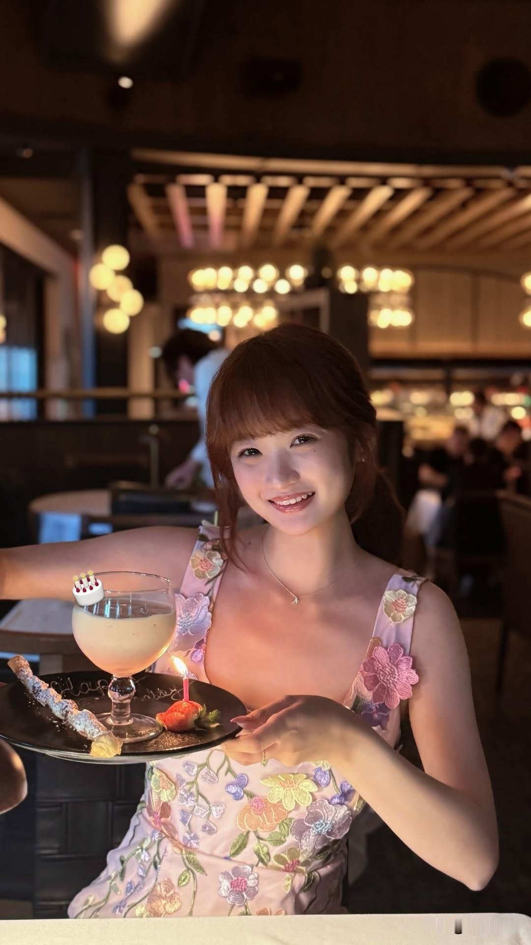 比杨瀚森大3岁！现在有点理解杨瀚森的女朋友了！
今天，杨瀚森的女朋友在社交媒体上