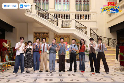 奔跑吧14首录大合照奔跑吧14首录制合照 哇！！！ 海口首录打卡！复古氛围感拉满