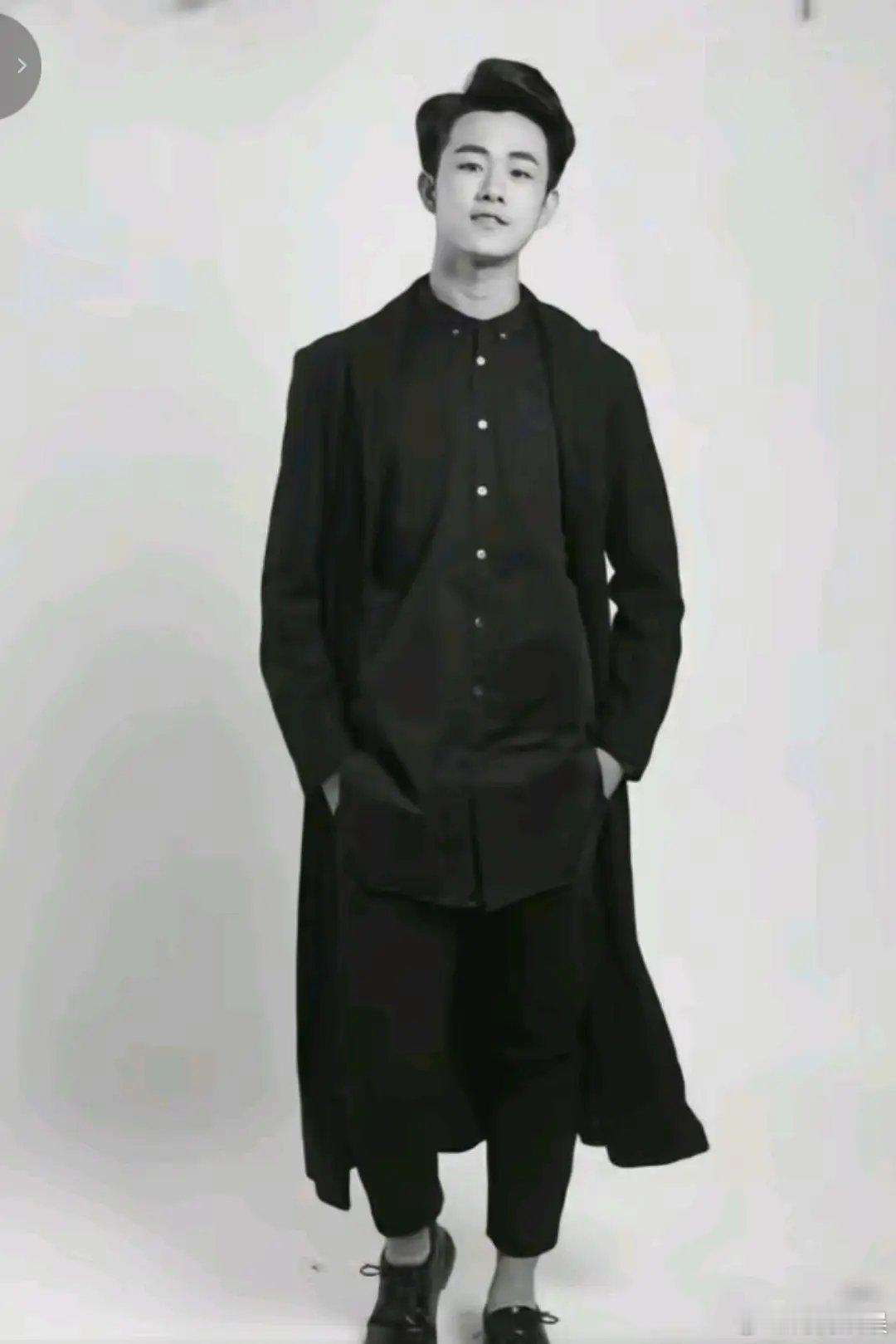 田嘉瑞以前长这样 