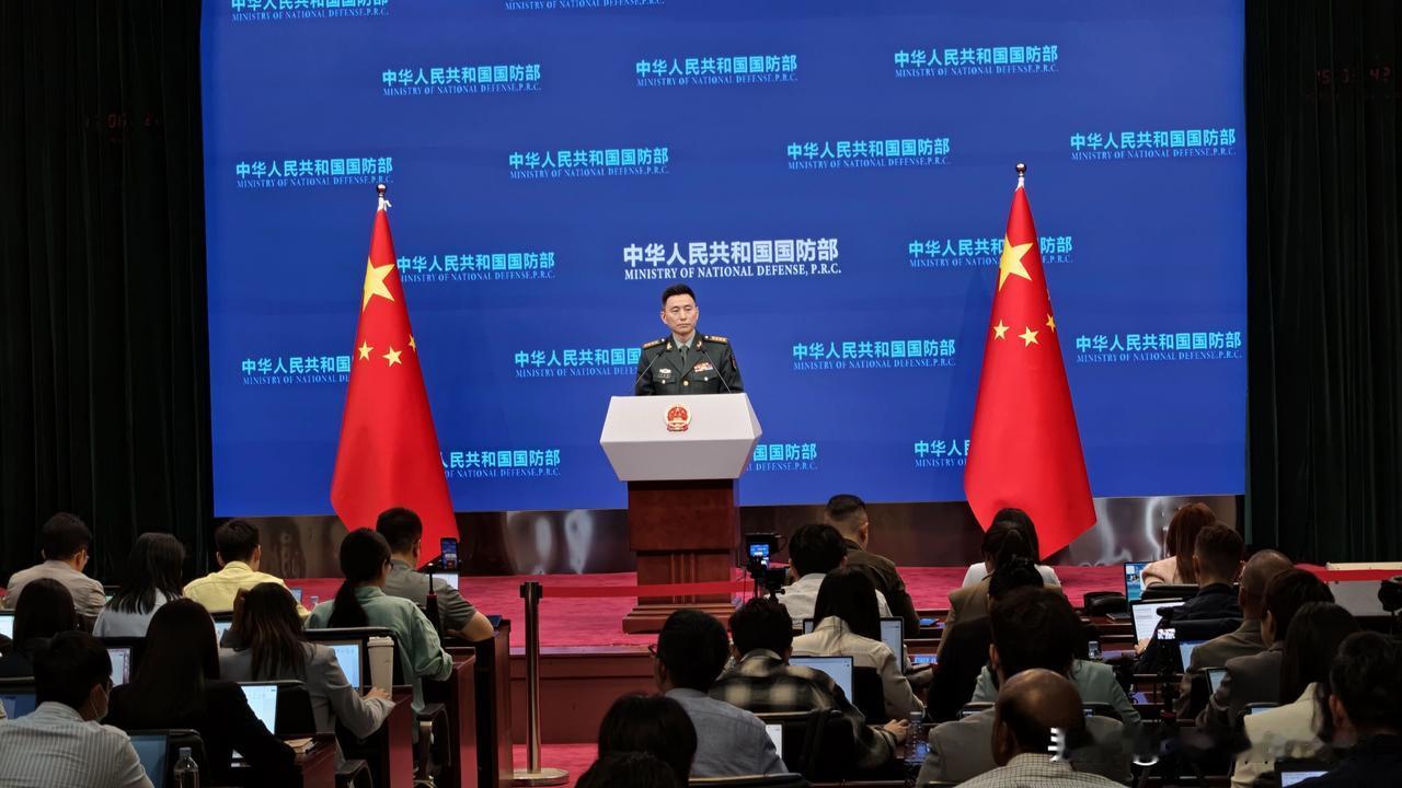 004到底是不是核航母？今天记者会上，官方发言人给出的回答大有深意，也暗含玄机，