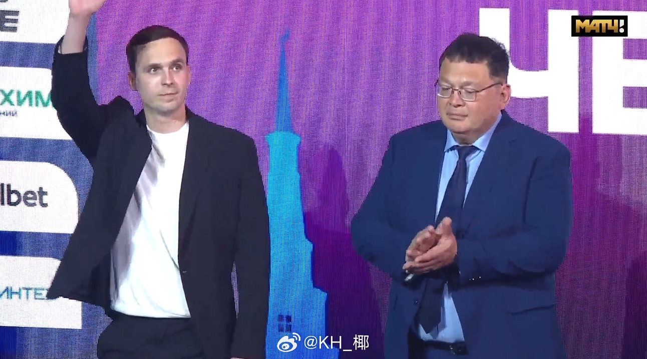 安东！一点没变 