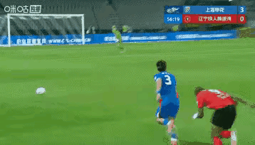 中超联赛中超联赛辽宁铁人vs大连英博上海申花3比1辽宁铁人 我才发现，这一肘子不