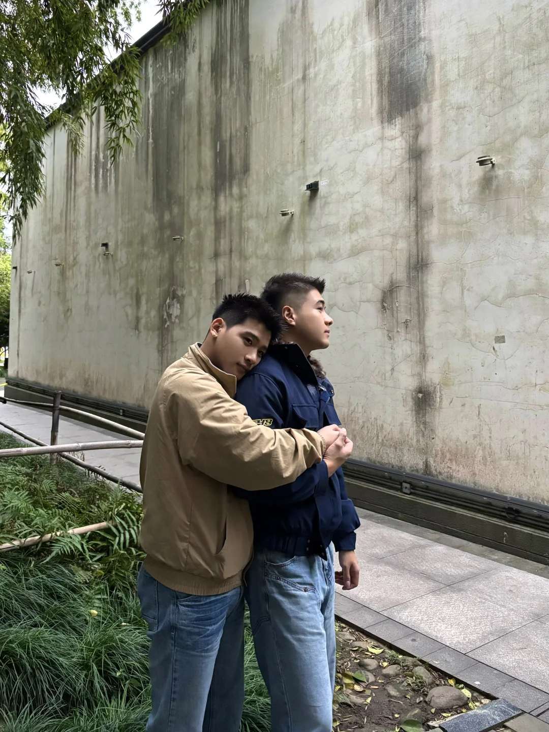 就让这时刻永远定格在这里吧