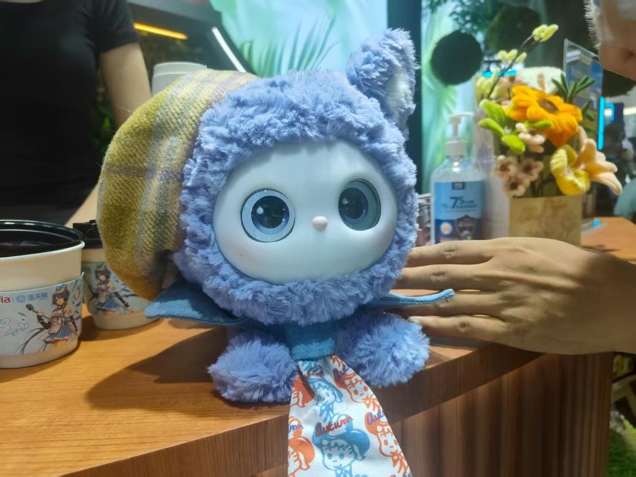 第一财经：深圳AI硬件创业有多火？投资人争抢大疆系，项目未动估值已飙升。各类AI